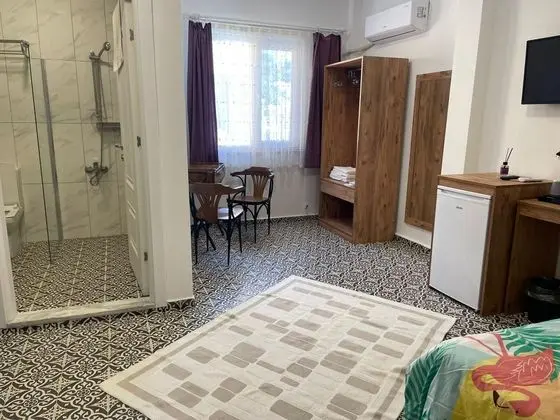 Çatı Katı Standart Oda, Avlu Manzaralı, Balkonsuz