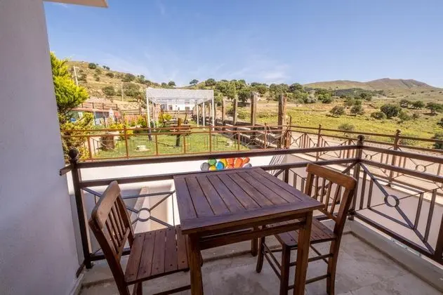 Çift Kişilik, Bahçe Manzaralı, Balkonlu