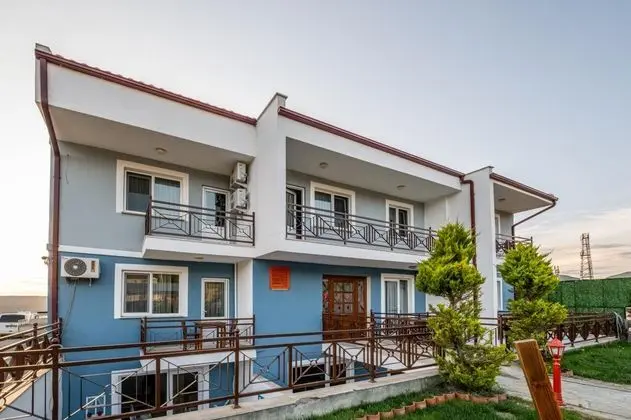 Çift Kişilik, Bahçe Manzaralı, Balkonlu