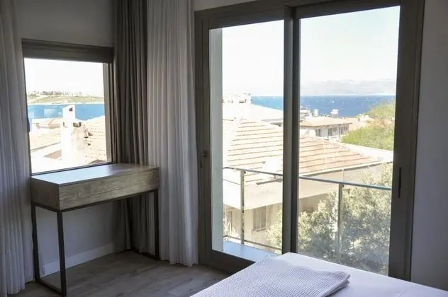 Standart Oda Balkonlu, Deniz Manzaralı