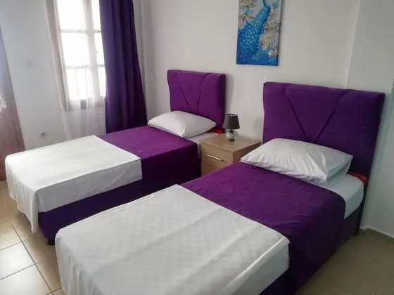 Standard Tek Büyük veya İki Ayrı Yataklı Oda