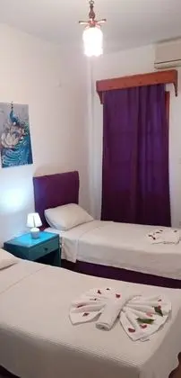 Standard Tek Büyük veya İki Ayrı Yataklı Oda