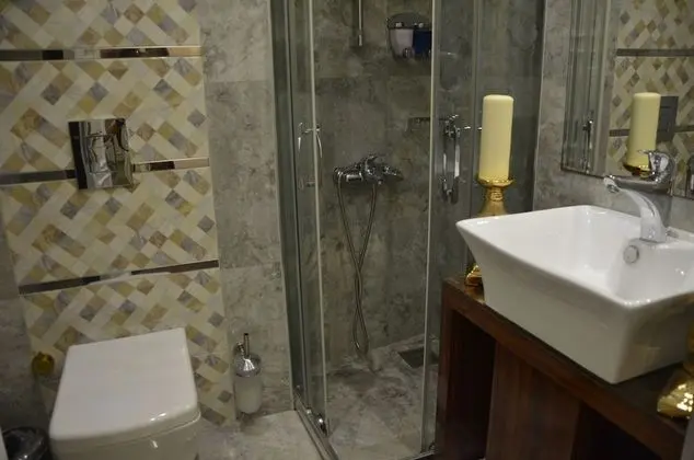 Standard Tek Büyük Yataklı Oda