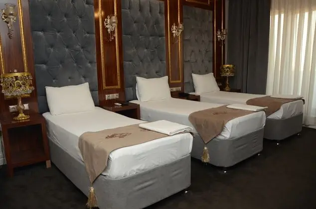 Üçlü Deluxe
