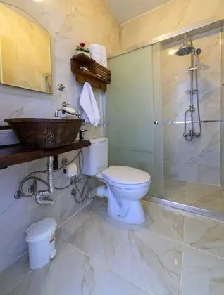 Standard Tek Büyük veya İki Ayrı Yataklı Oda