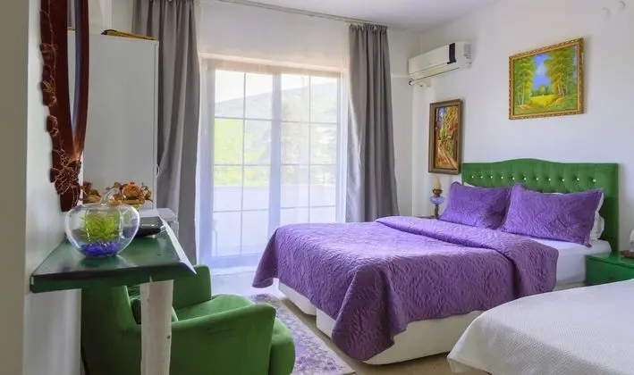 Standard Tek Büyük veya İki Ayrı Yataklı Oda