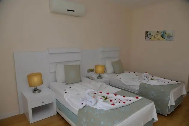 Standard Tek Büyük veya İki Ayrı Yataklı Oda