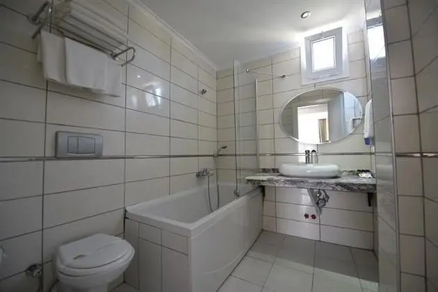 Standart Aile Odası