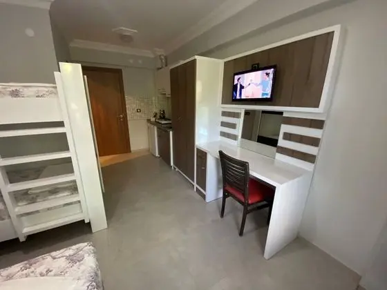 4 KİŞİLİK SUPERİOR AİLE ODASI