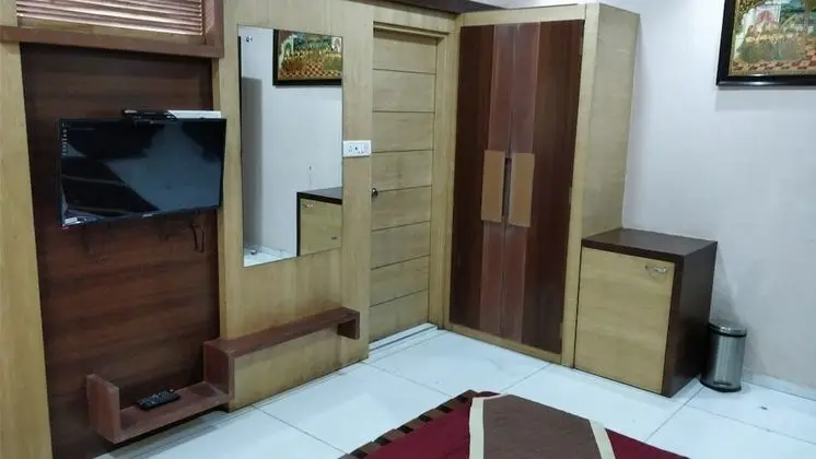 Deluxe Tek Büyük Yataklı Oda, 1 Çift Kişilik Yatak, Sigara İçilmez