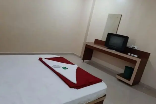 Basic Tek Büyük veya İki Ayrı Yataklı Oda