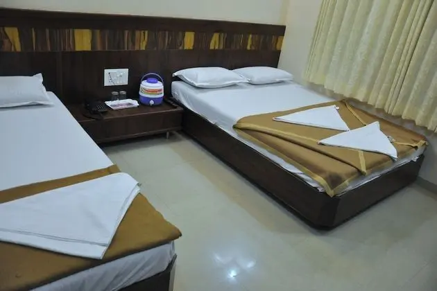 Deluxe Üç Kişilik Oda