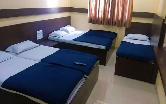 Basic Dört Kişilik Oda, 2 Çift Kişilik Yatak, Şehir Manzaralı