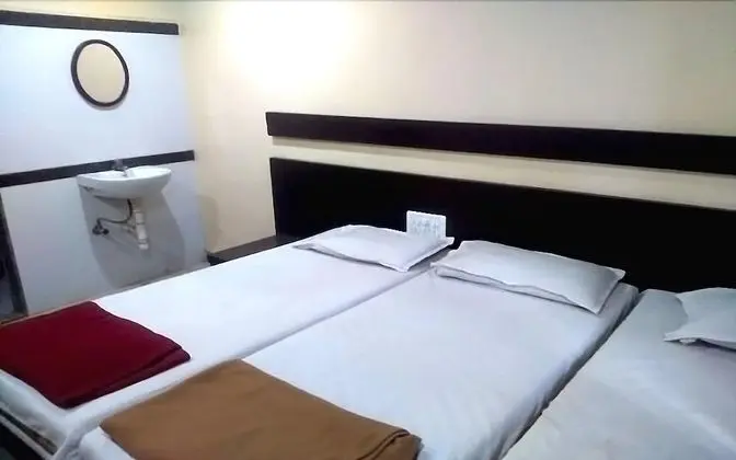 Basic Üç Kişilik Oda, Birden Çok Yatak, Şehir Manzaralı