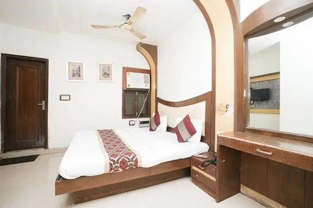 Deluxe Tek Büyük Yataklı Oda, 1 Büyük (Queen) Boy Yatak, Sigara İçilebilir, Şehir Manzaralı