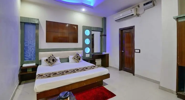 Deluxe Tek Büyük Yataklı Oda, 1 Büyük (Queen) Boy Yatak, Sigara İçilebilir, Şehir Manzaralı