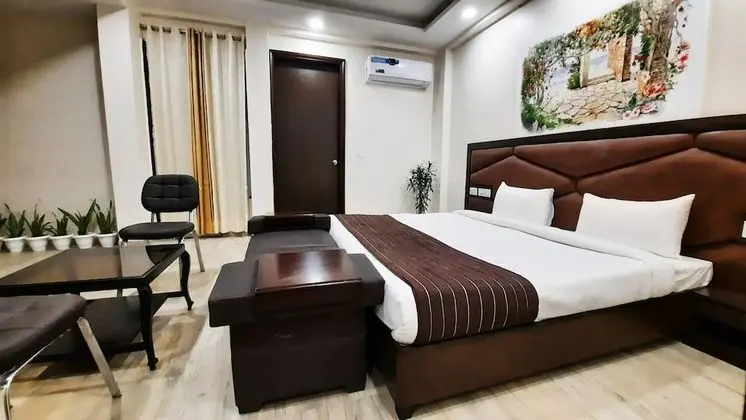 Superior Tek Büyük veya İki Ayrı Yataklı Oda