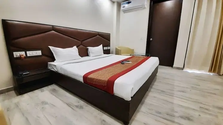 Superior Tek Büyük veya İki Ayrı Yataklı Oda