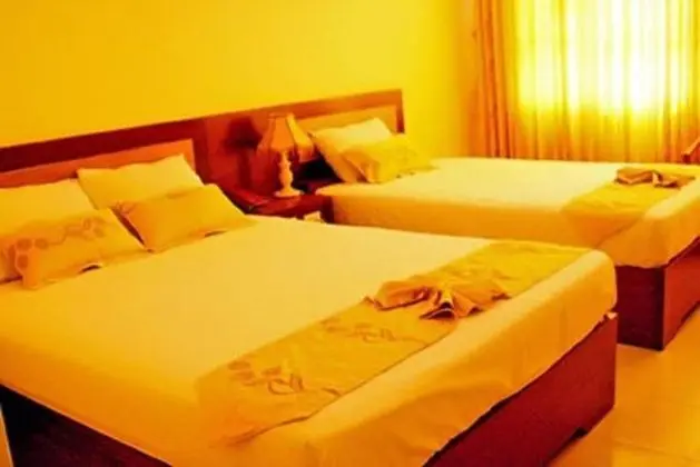 Deluxe Üç Kişilik Oda