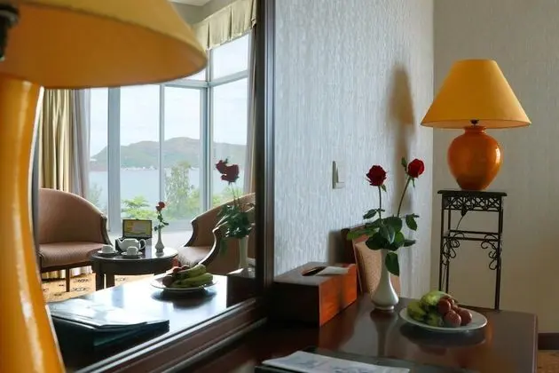 Deluxe Tek Büyük Yataklı Oda, Deniz Manzaralı