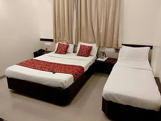 Deluxe Üç Kişilik Oda