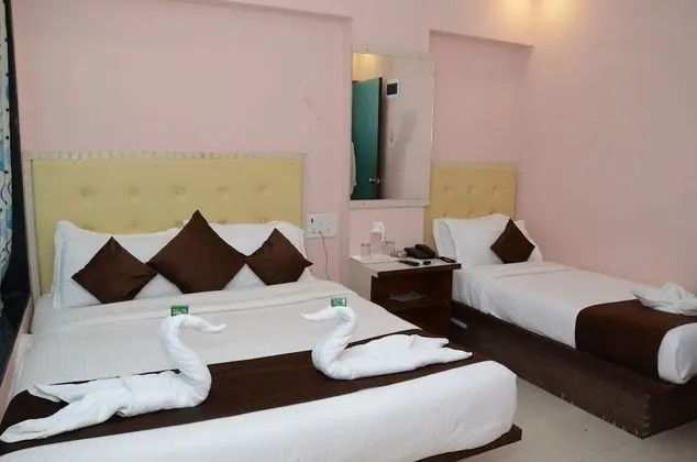 Deluxe Üç Kişilik Oda, 1 Yatak Odası, Sigara İçilmez, Şehir Manzaralı