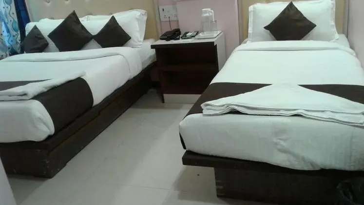 Deluxe Üç Kişilik Oda, 1 Yatak Odası, Sigara İçilmez, Şehir Manzaralı
