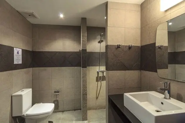 Apart Daire, 1 Büyük (Queen) Boy Yatak ve Çekyat, Balkon, Havuz Manzaralı