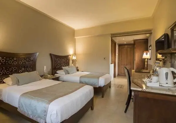 Deluxe Double Twin Room