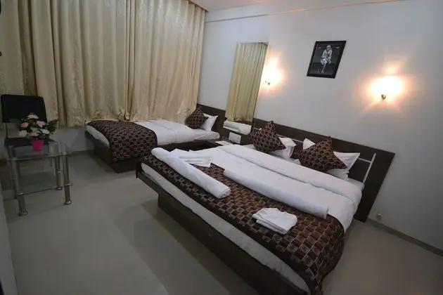 Deluxe Üç Kişilik Oda, Birden Çok Yatak