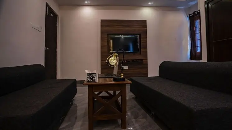 Premium Tek Büyük Yataklı Oda