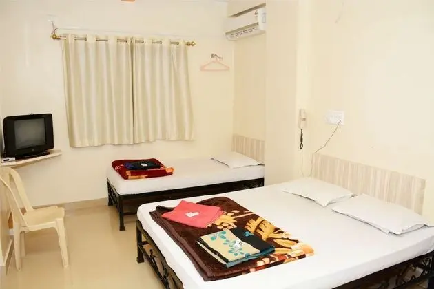 Deluxe Üç Kişilik Oda (AC)