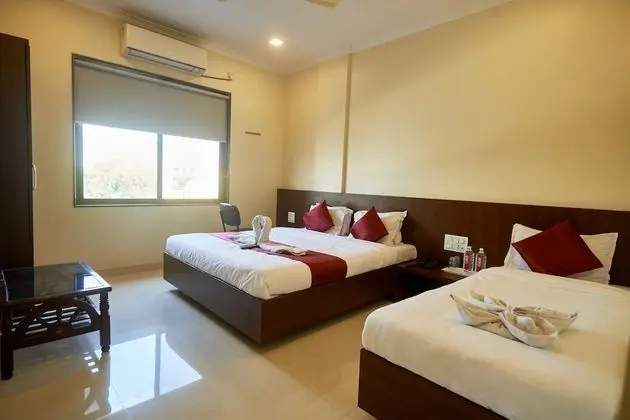 Deluxe Üç Kişilik Oda