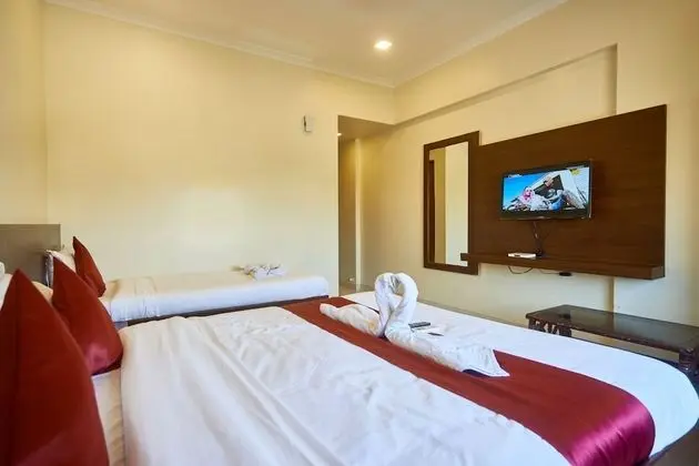 Deluxe Üç Kişilik Oda