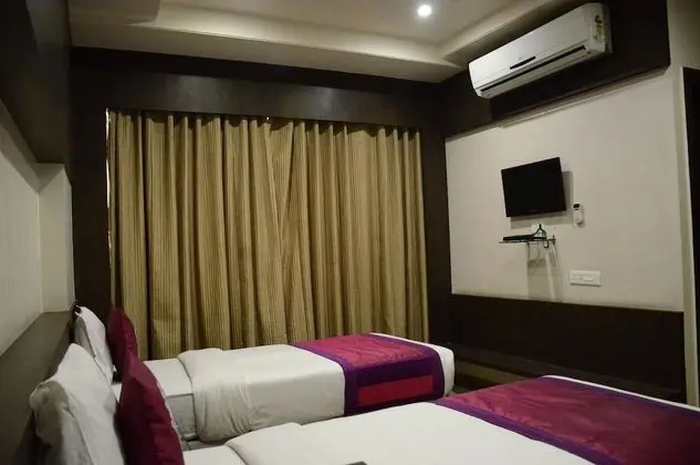 Deluxe Tek Büyük Yataklı Oda, 1 Yatak Odası, Engellilere Uygun, Sigara İçilmez