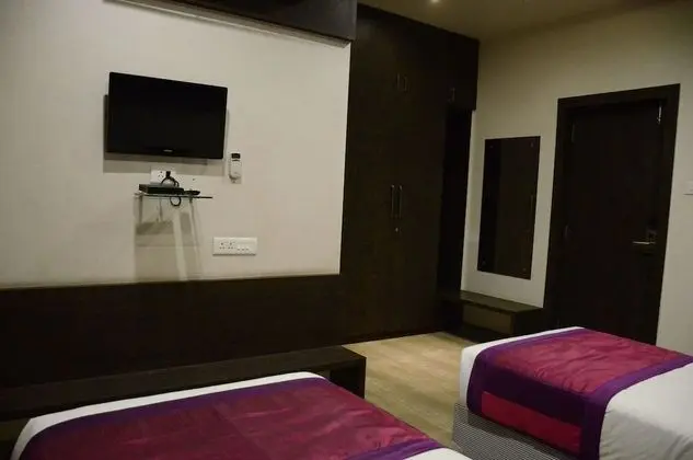 Deluxe Tek Büyük Yataklı Oda, 1 Yatak Odası, Engellilere Uygun, Sigara İçilmez