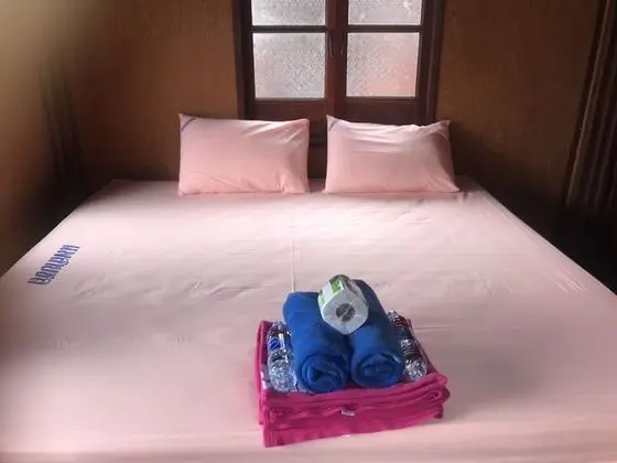 Wooden House Bungalow, En - Suite Bathroom (Free Boat Transfer - Round Trip)