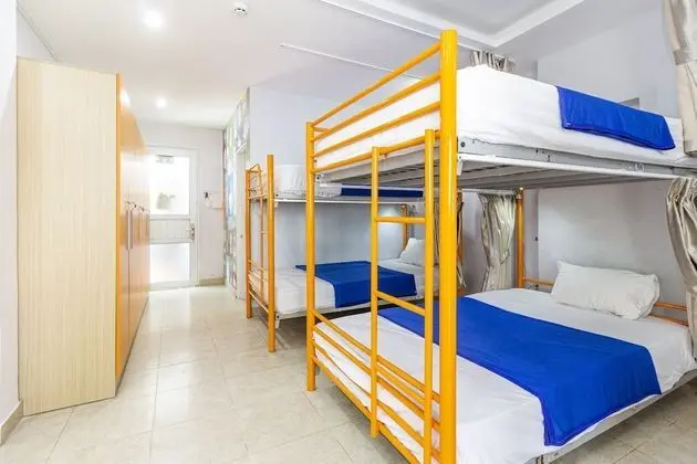 Standard Ortak Ranzalı Oda, Sadece kadınlar için