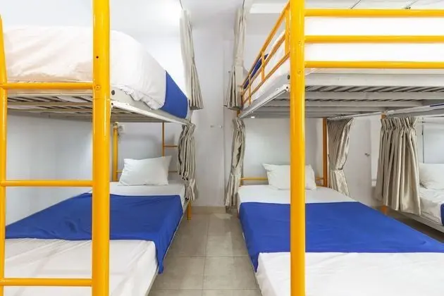 Standard Ortak Ranzalı Oda, Sadece kadınlar için