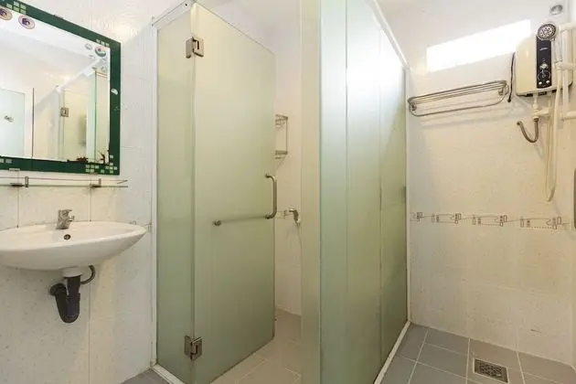 Standard Ortak Ranzalı Oda, Sadece kadınlar için