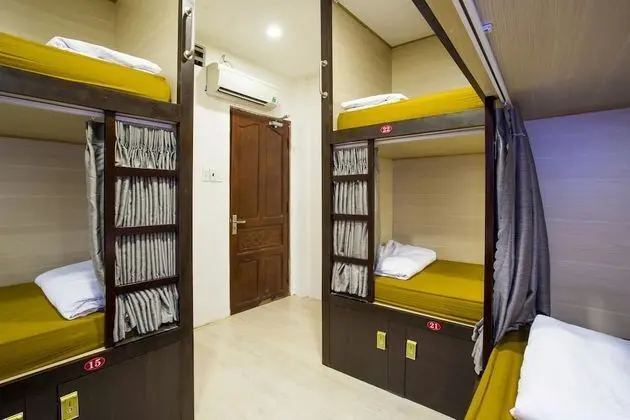 Ortak Ranzalı Oda, Şehir Manzaralı