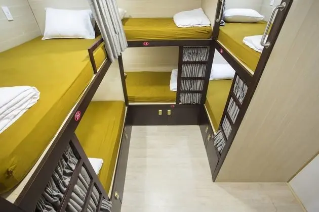 Ortak Ranzalı Oda, Şehir Manzaralı