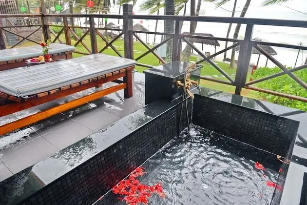 Beachfront Villa (VIP)