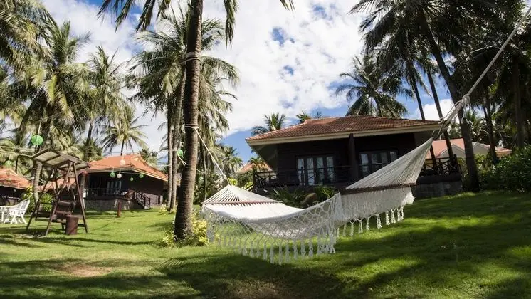 Beachfront Villa (VIP)