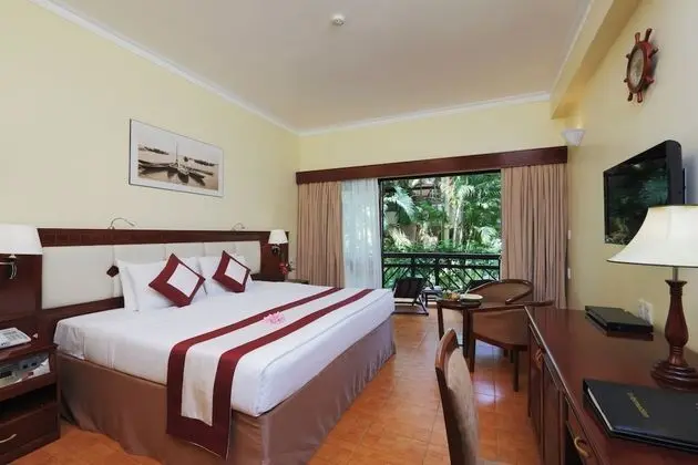 Panorama Room, Garden View