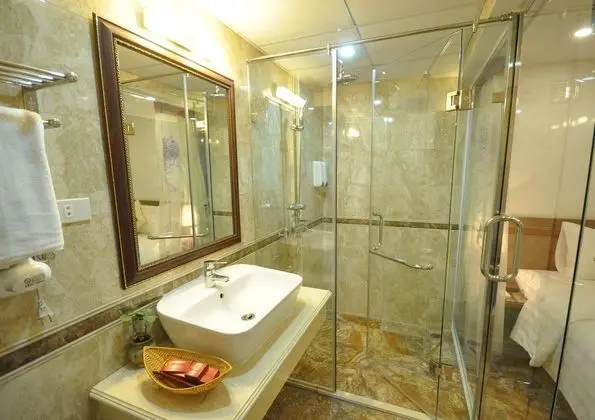 Standard Tek Büyük veya İki Ayrı Yataklı Oda
