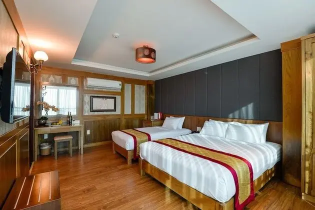 Deluxe Üç Kişilik Oda, Şehir Manzaralı