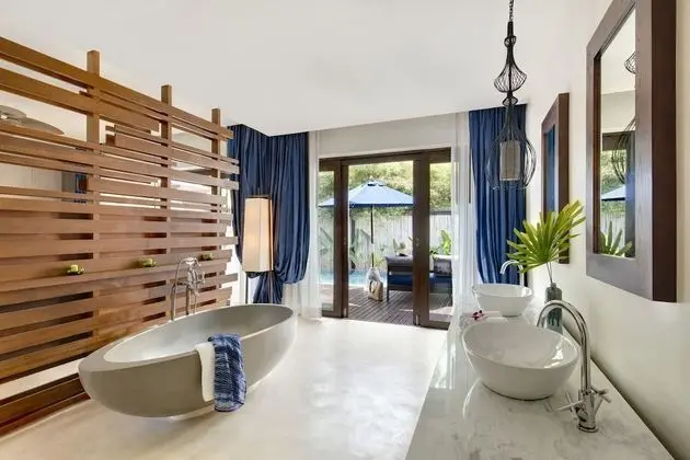 Deluxe Pool Villa