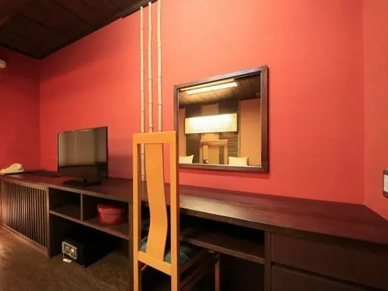 İki Ayrı Yataklı Oda (JPN Modern, Toilet & Massage chair)