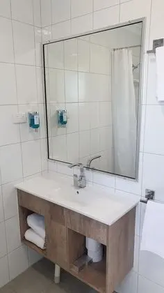 Standard Tek Büyük Yataklı Oda, 1 En Büyük (King) Boy Yatak, Buzdolabı ve Mikrodalga, Zemin Kat